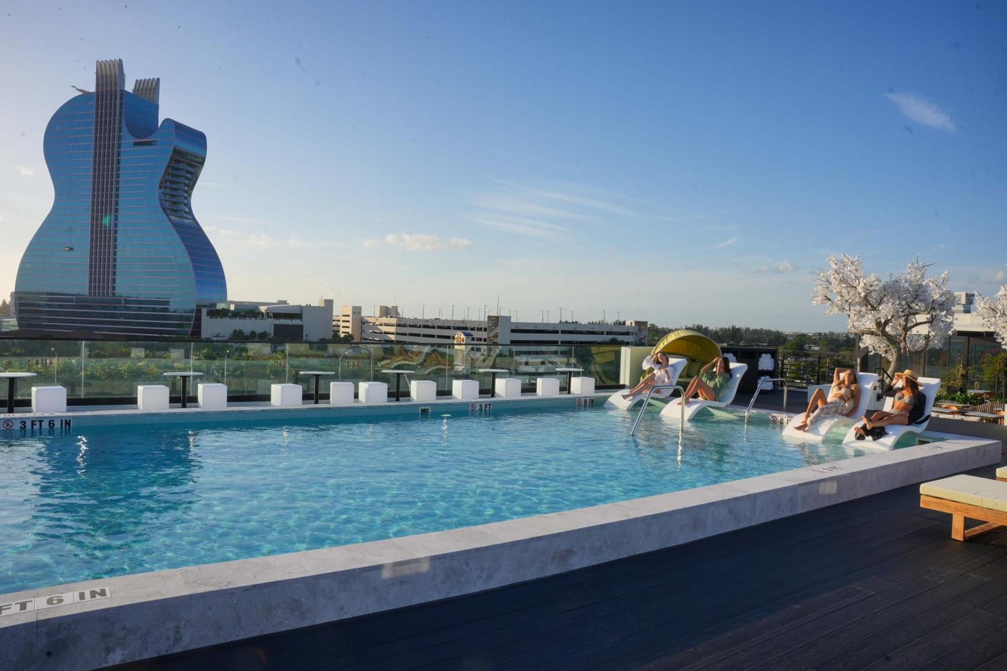 Dolce By Wyndham Hollywood Hotel Luaran gambar